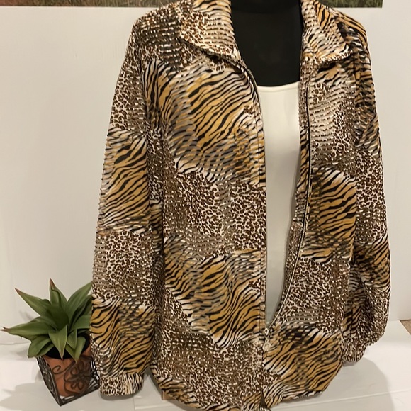 Damee New York Zip Front Sheer Animal Print Top / Jacket Women’s size 2XL - Picture 13 of 17